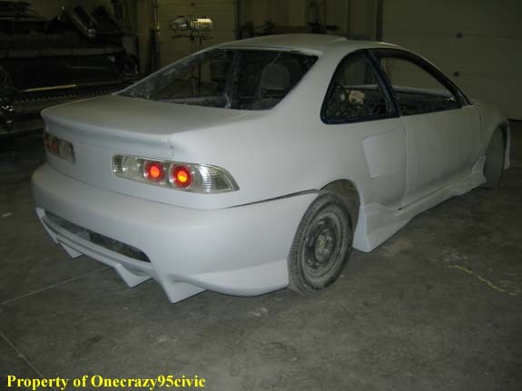 The rear of the civic was highly modified to house a pair Acura Integra taillights. No fiberglass was used to carry out this modification, all metal.