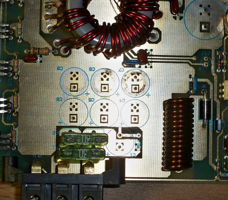 1000uf 16v caps leaked, hard to see when they were in place. Easy to spot once removed.