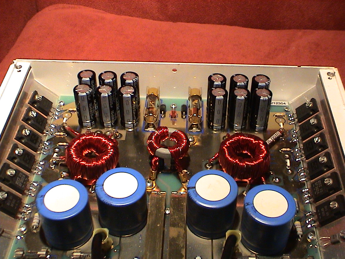 nieuwe condensators in ms2125 003.jpg