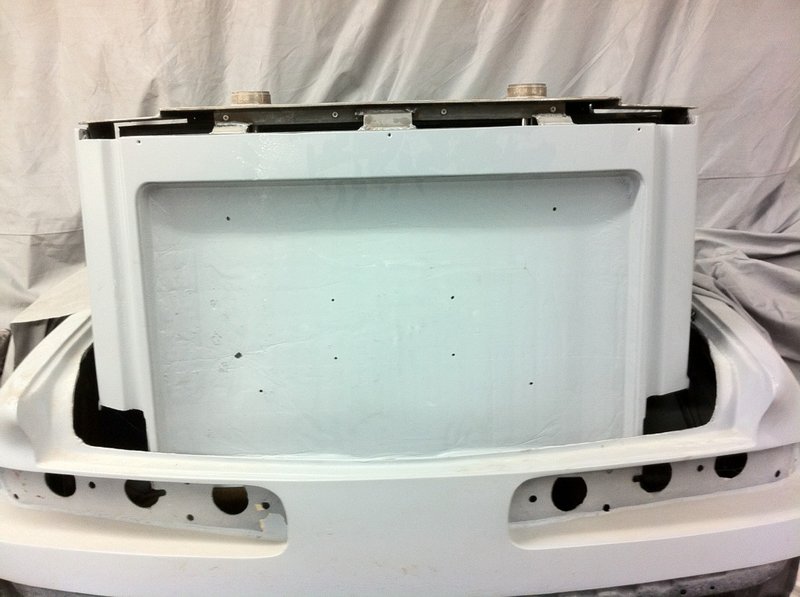 The panel where the 32&quot; LED tv is home to. It also motorise out of the trunk....