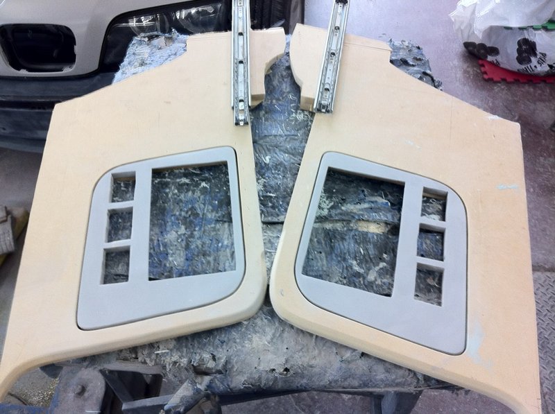 The left and right rear side cover panels that will house an Alpine 10&quot; screen with 3 PG Ti digital SDT/RDDP guages.