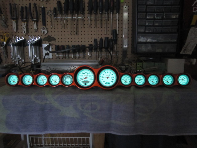 With the Autometer gauges light on...