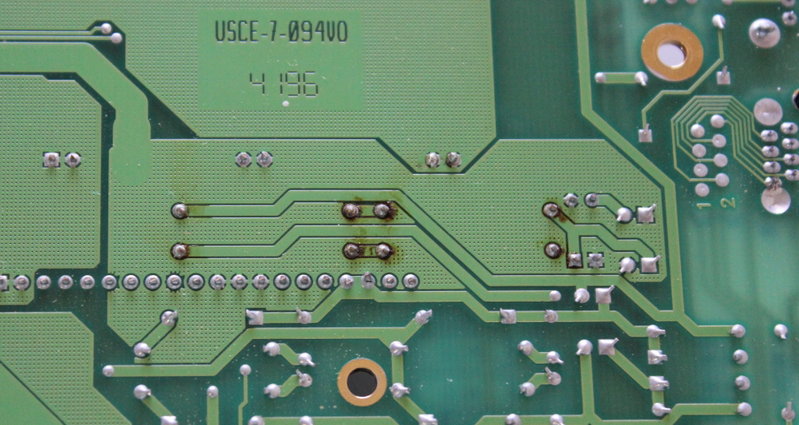 underside Rail Cap resistors.jpg