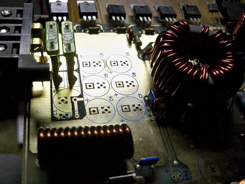 1000uf 16v caps location cleaned off. I use alcohol and a fiberglass brush to remove the residue.