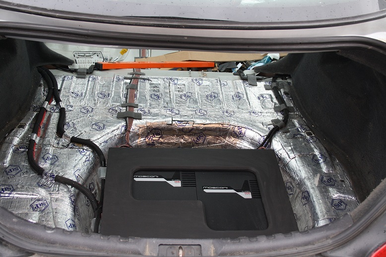 cables in the trunk: power wire keeping distance from rca cables and speaker wire.