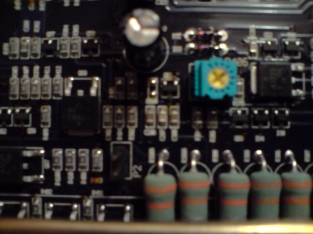 close up of adjustable resistor + jumper