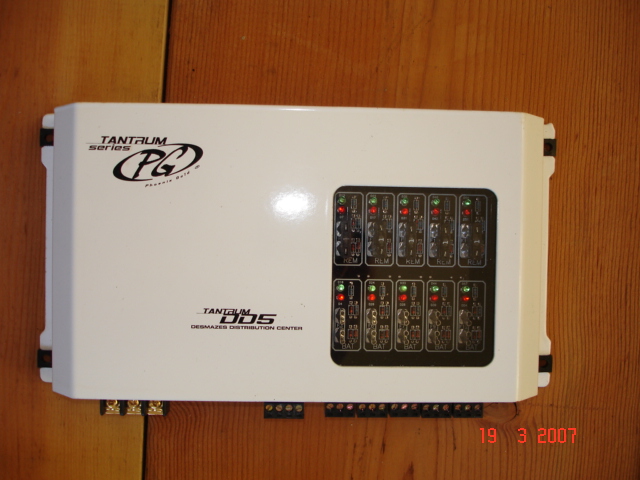 white DD5