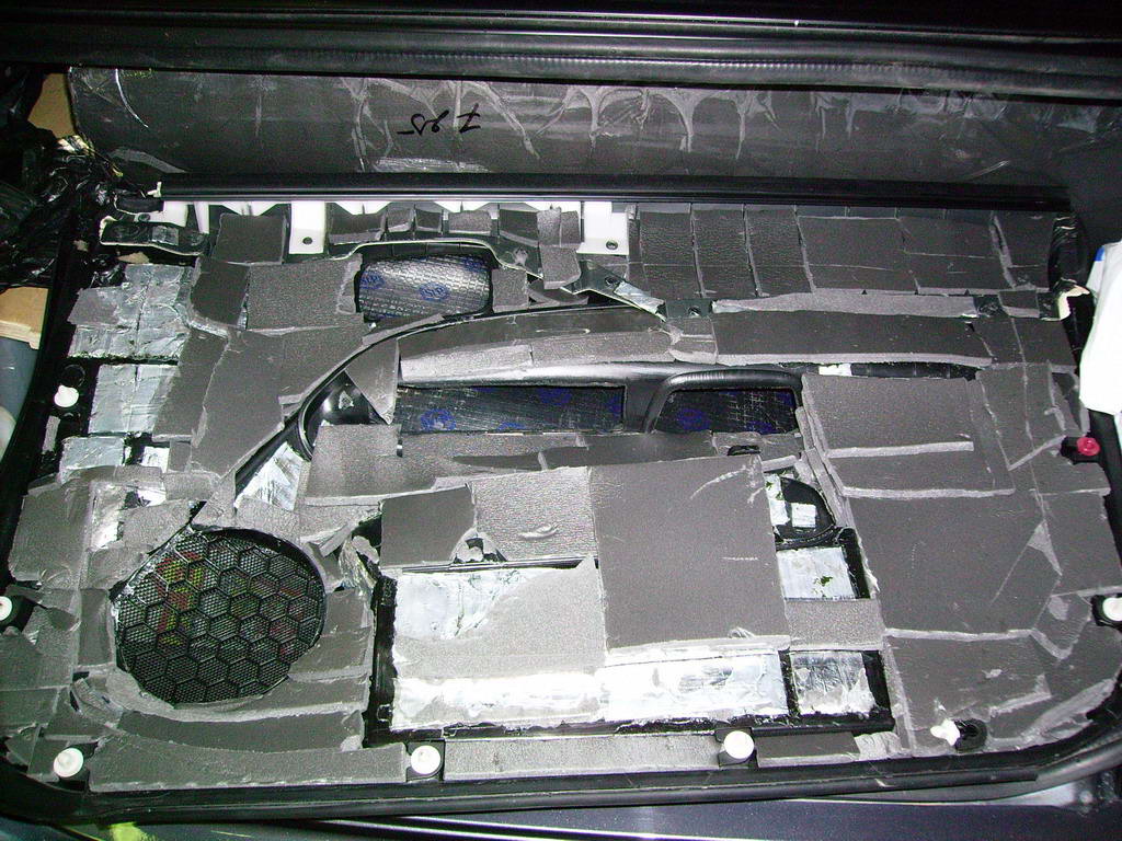 08 The doors covering - sound insulation.jpg