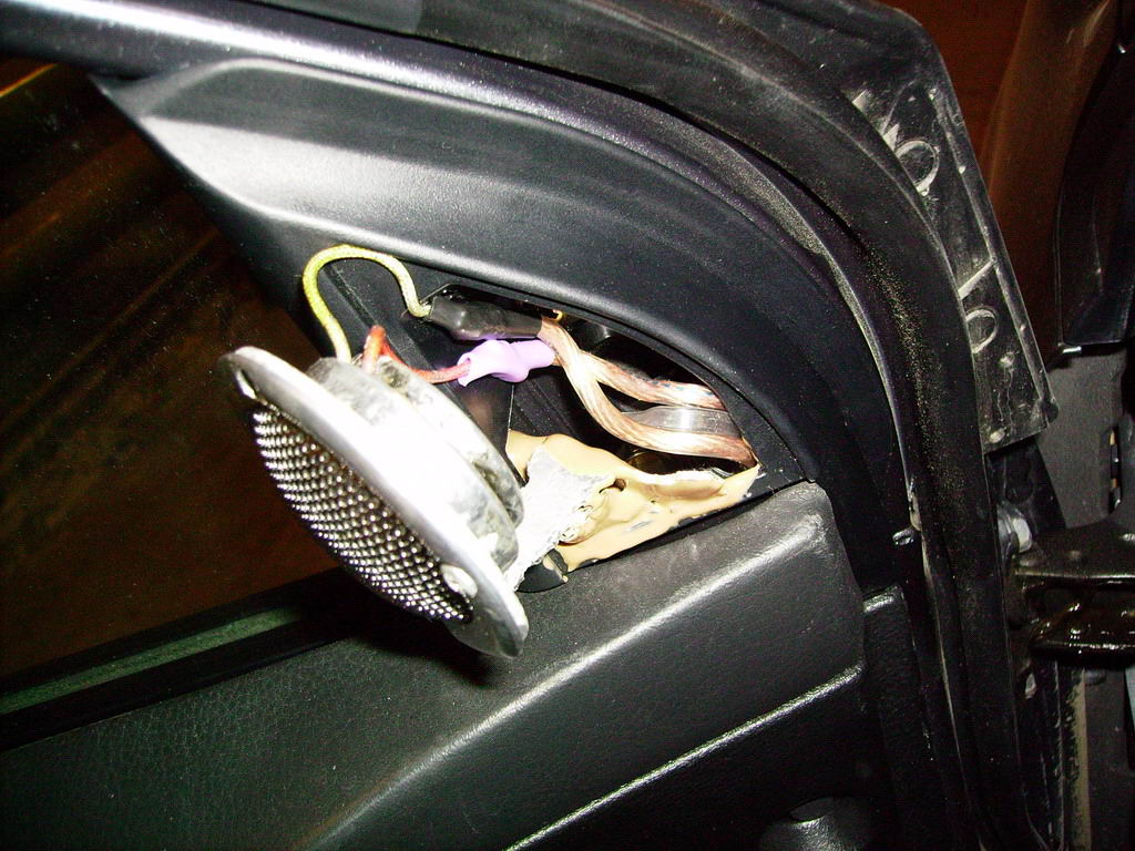 37 Temporary fixing of tweeters (to be updated).jpg